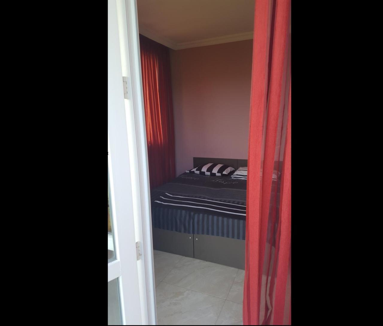 Hotel Near The Sea Kobuleti Bagian luar foto